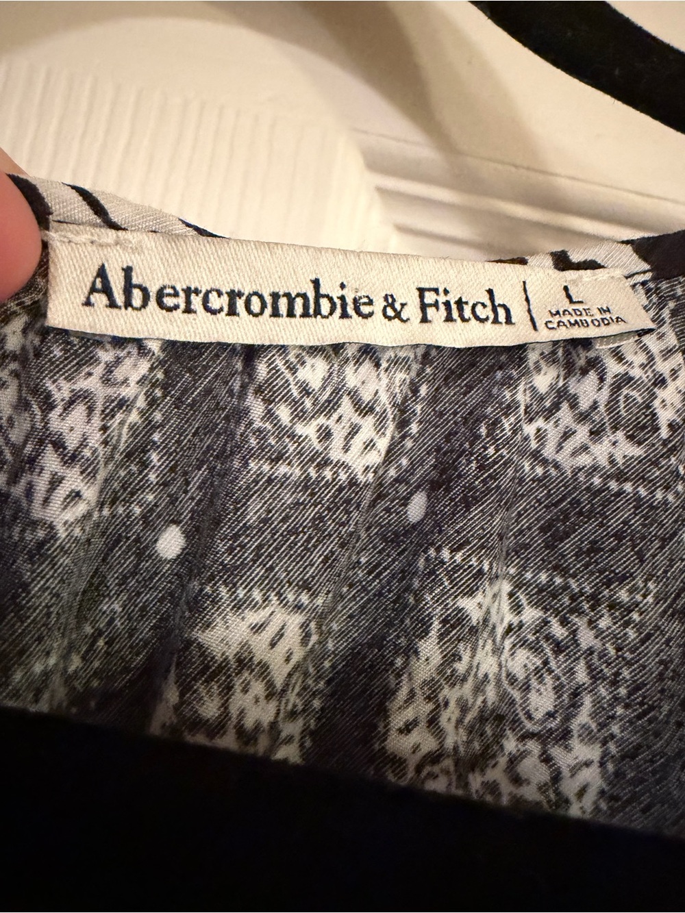 Abercrombie and Fitch Black and White Cutout Maxi Dress with Ring Detail Large - Picture 6 of 8